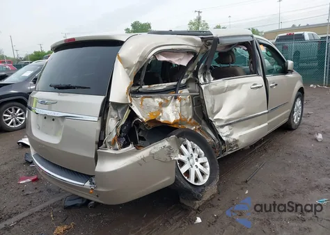 2015 Chrysler Town & Country Touring из США, поврежденный, VIN 2C4RC1BG1FR740265